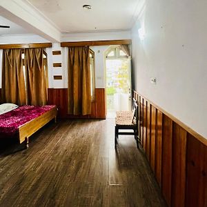 Basic Triple Room